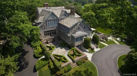 5 Oakledge Road Bronxville NY 10708