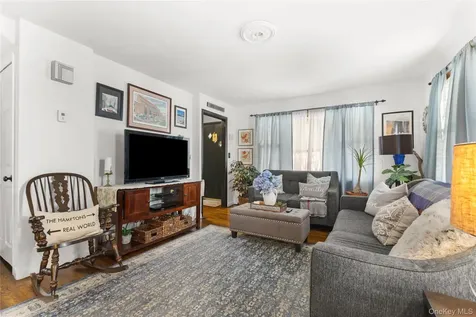 93 Albany Street Poughkeepsie NY 12601