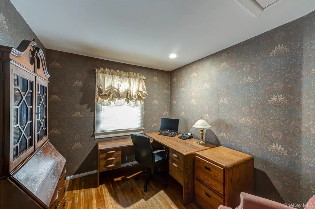 4 Winslow Lane Kings Park NY 11754