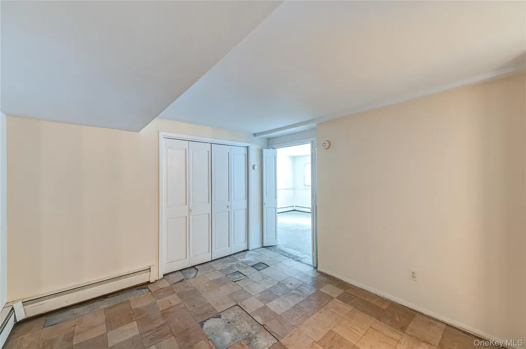 4 Winslow Lane Kings Park NY 11754