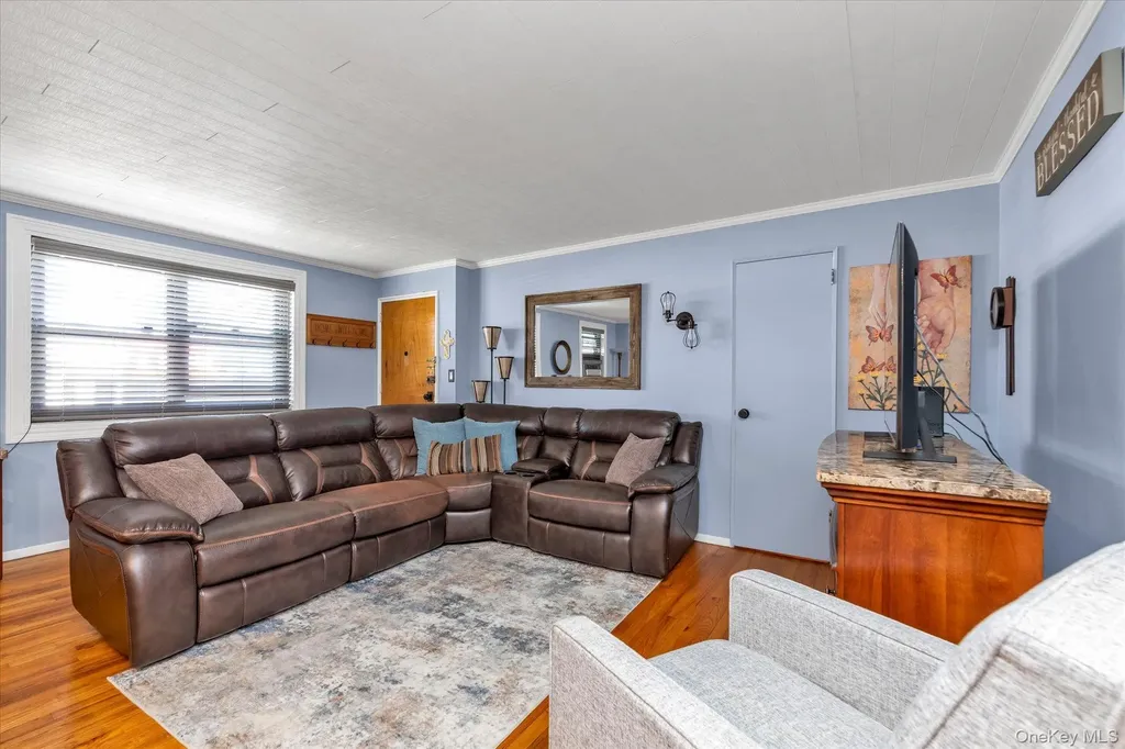21-41 Utopia Parkway Whitestone NY 11357