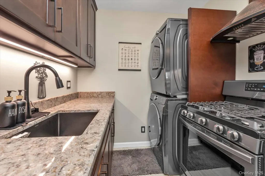 21-41 Utopia Parkway Whitestone NY 11357