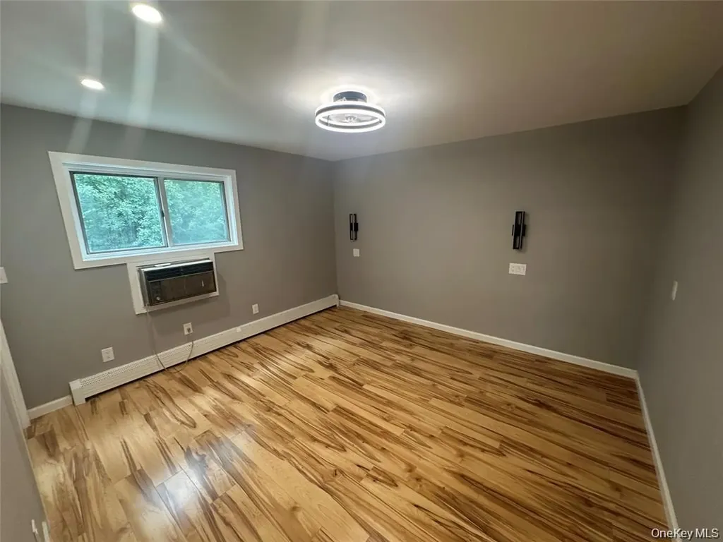 65 Manor Drive Cornwall NY 12518