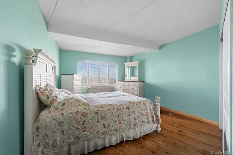 136 Beach 117th Street Rockaway Park NY 11694