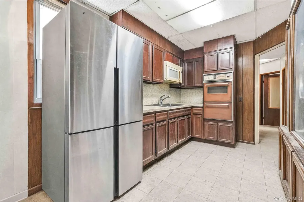 9612 34th Avenue Corona NY 11368