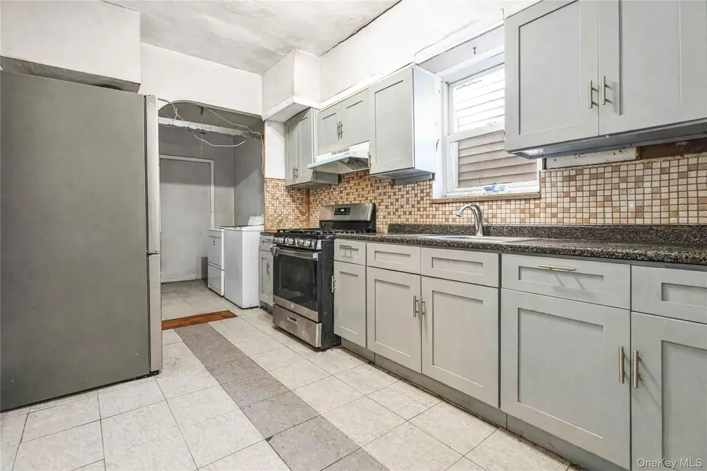 9612 34th Avenue Corona NY 11368
