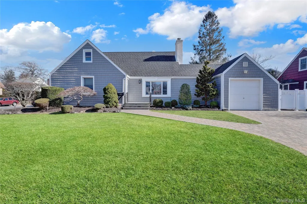 45 Gregory Avenue Merrick NY 11566