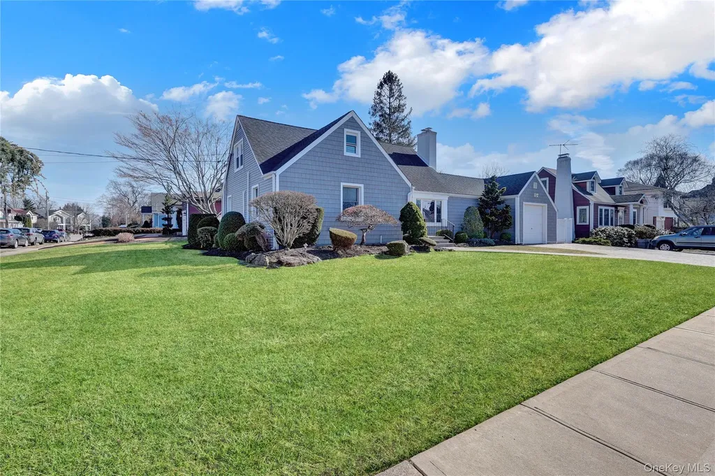 45 Gregory Avenue Merrick NY 11566