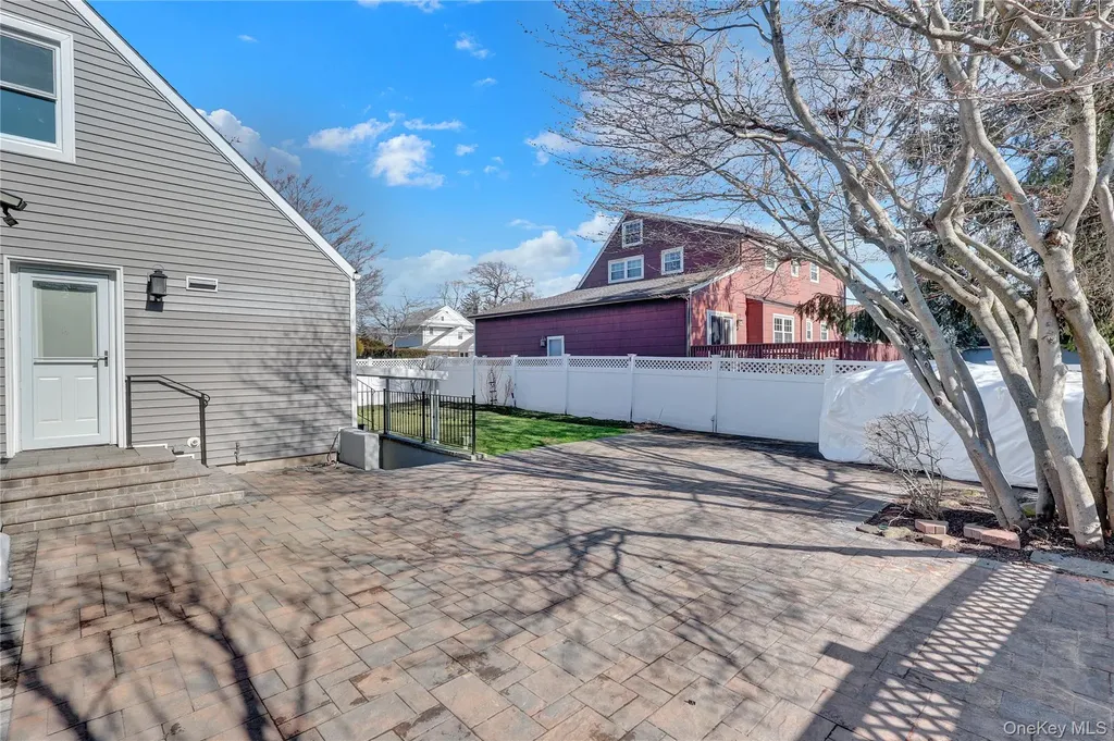 45 Gregory Avenue Merrick NY 11566