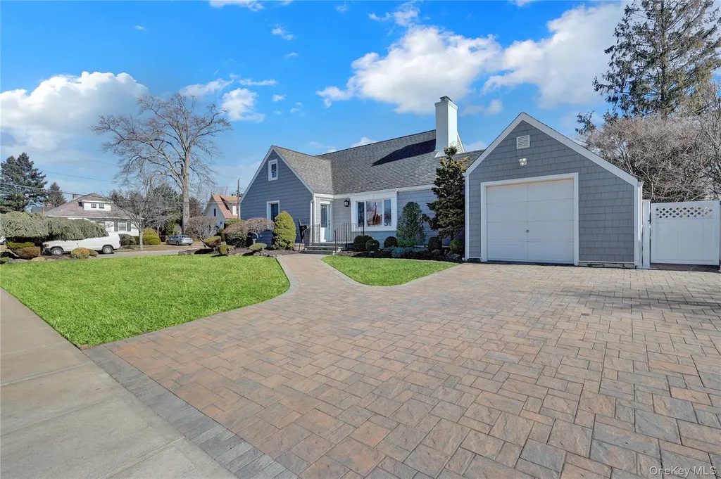 45 Gregory Avenue Merrick NY 11566