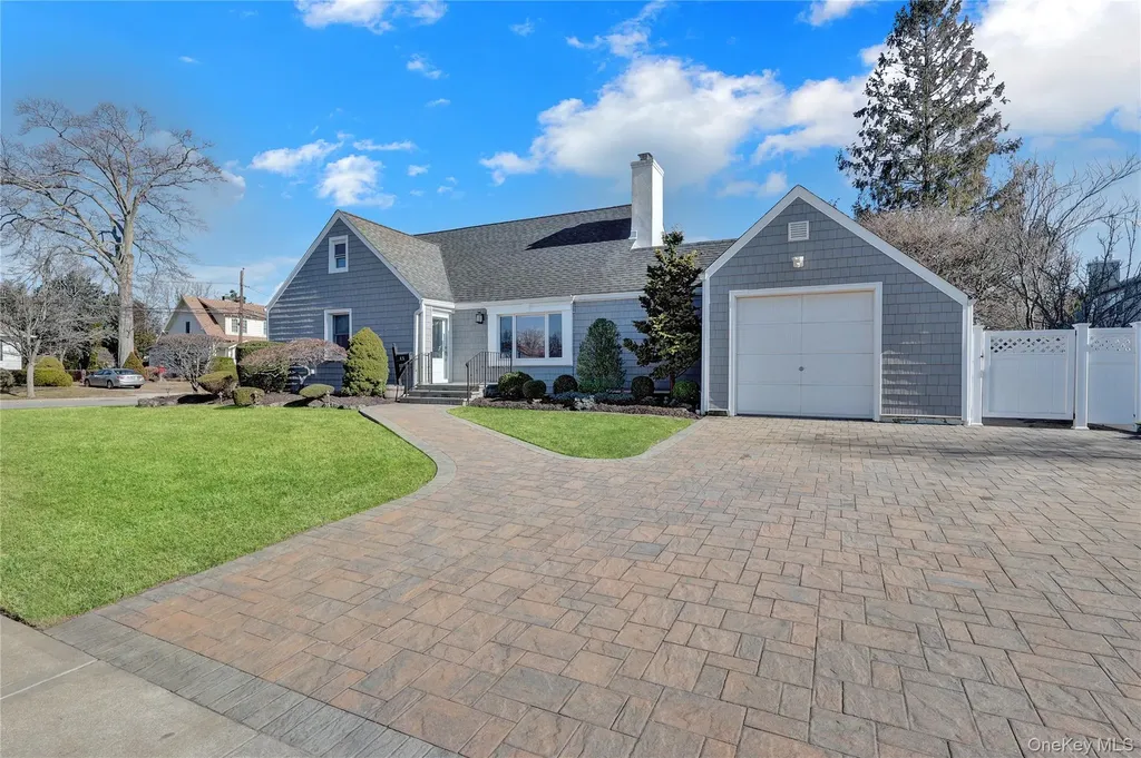 45 Gregory Avenue Merrick NY 11566