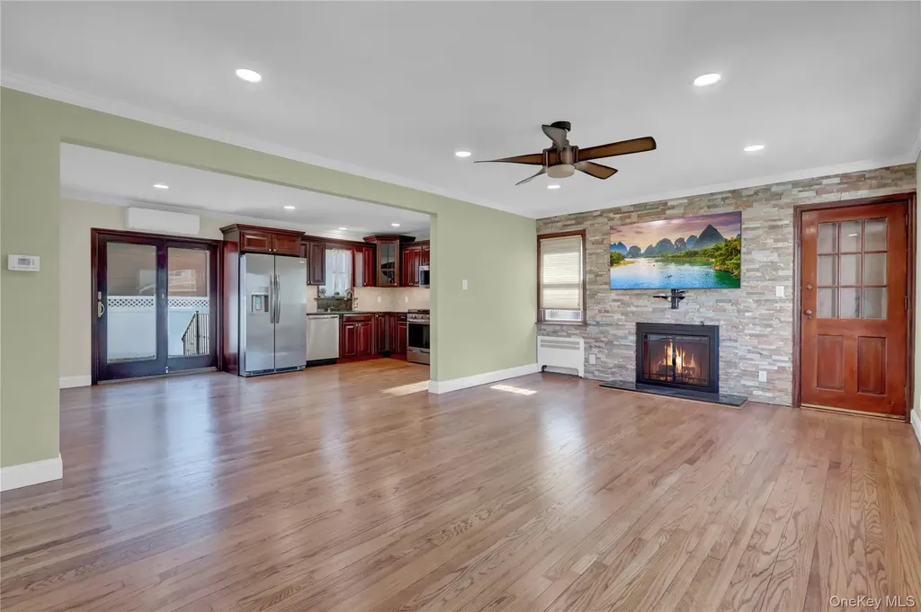 45 Gregory Avenue Merrick NY 11566