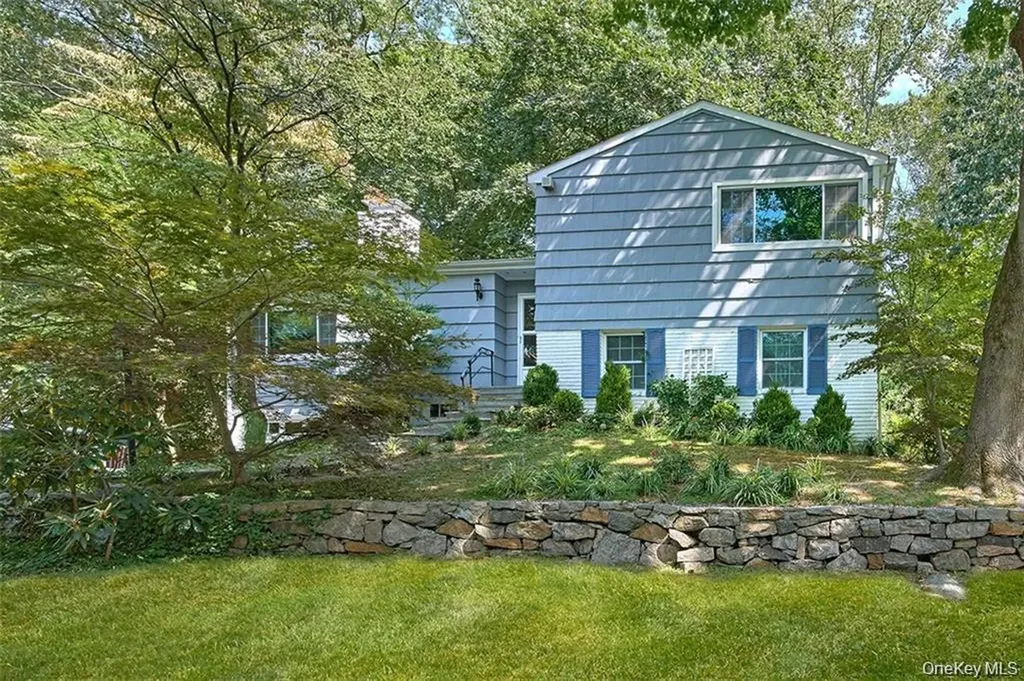 415 Pinebrook Boulevard New Rochelle NY 10804