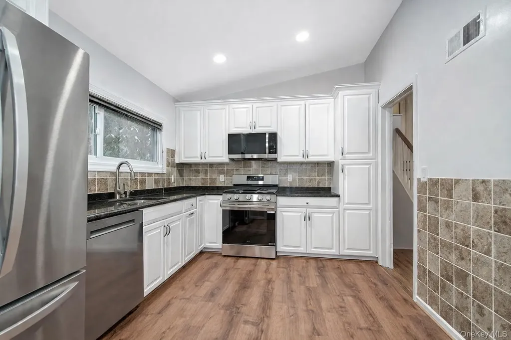 415 Pinebrook Boulevard New Rochelle NY 10804