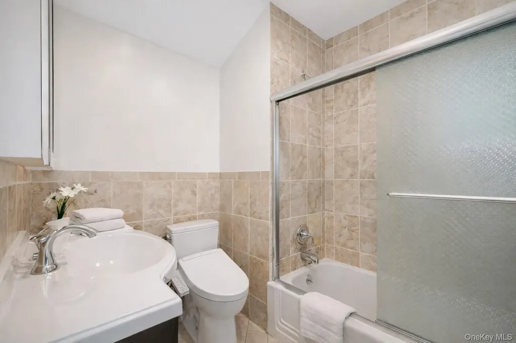 415 Pinebrook Boulevard New Rochelle NY 10804