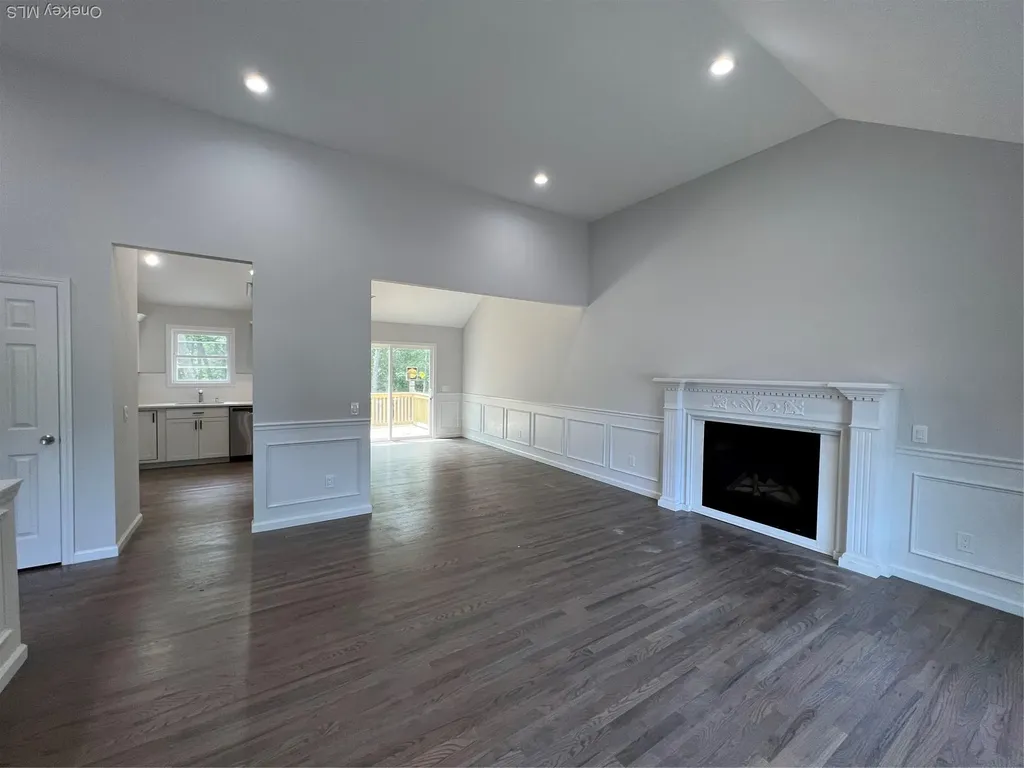 56 Aspen Road Mastic Beach NY 11951