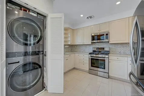 2 Channing Place Eastchester NY 10709