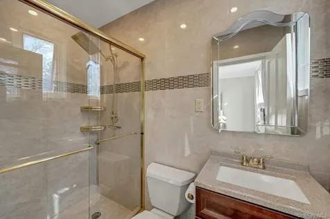 2 Channing Place Eastchester NY 10709