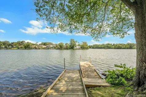 2 Channing Place Eastchester NY 10709