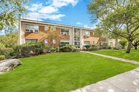 2 Channing Place Eastchester NY 10709