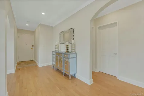 2 Channing Place Eastchester NY 10709