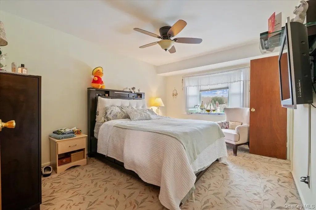152 Haypath Road Old Bethpage NY 11804