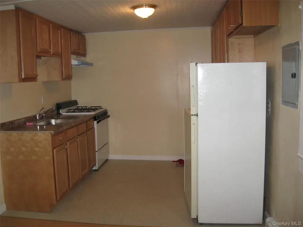 521 E Main Street Middletown NY 10940