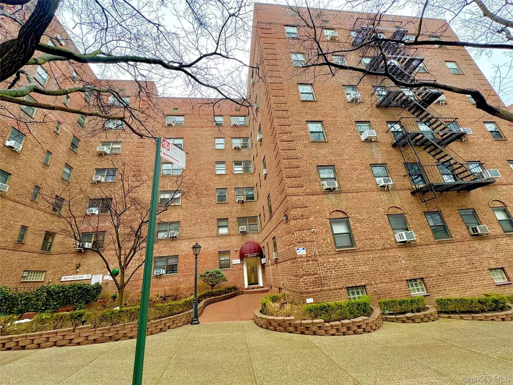 102-45 67th Road Forest Hills NY 11375