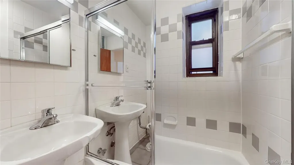 102-45 67th Road Forest Hills NY 11375