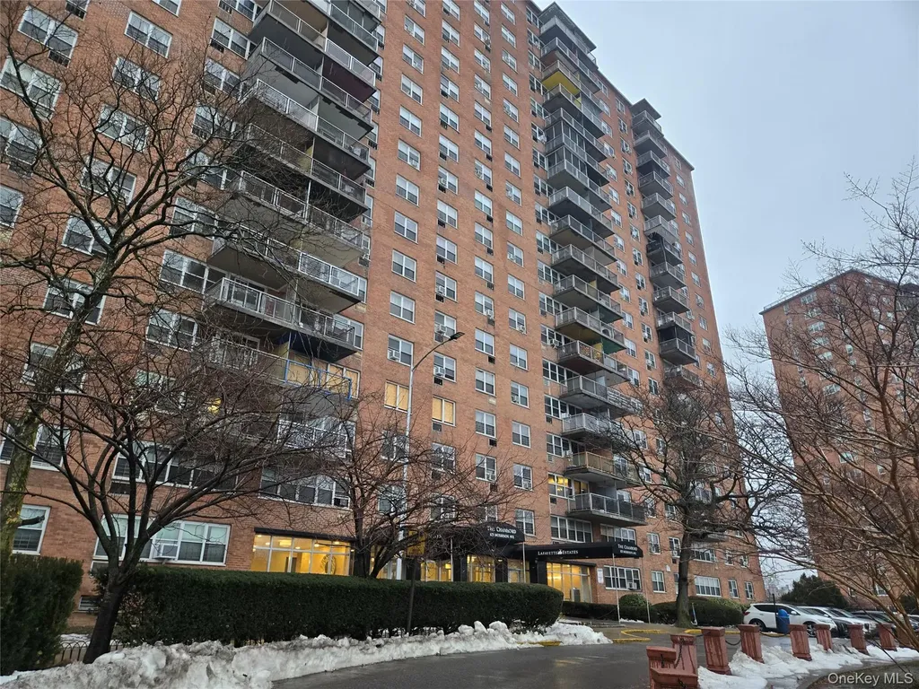 825 Morrison Avenue Bronx NY 10473