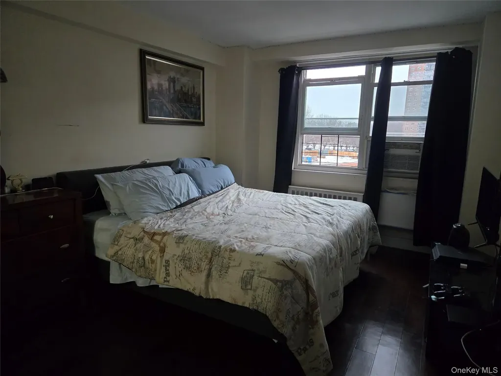 825 Morrison Avenue Bronx NY 10473