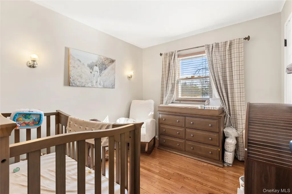 85 Cotter Street West Islip NY 11795