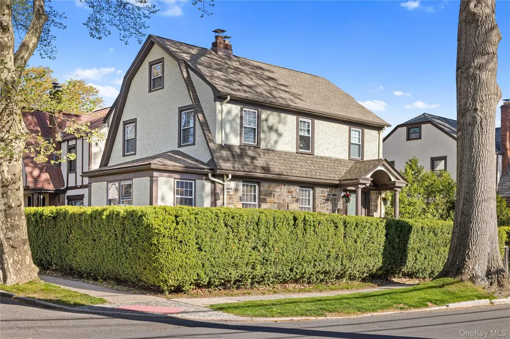 74 Central Parkway Mount Vernon NY 10552