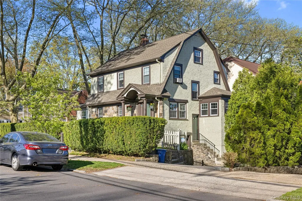74 Central Parkway Mount Vernon NY 10552