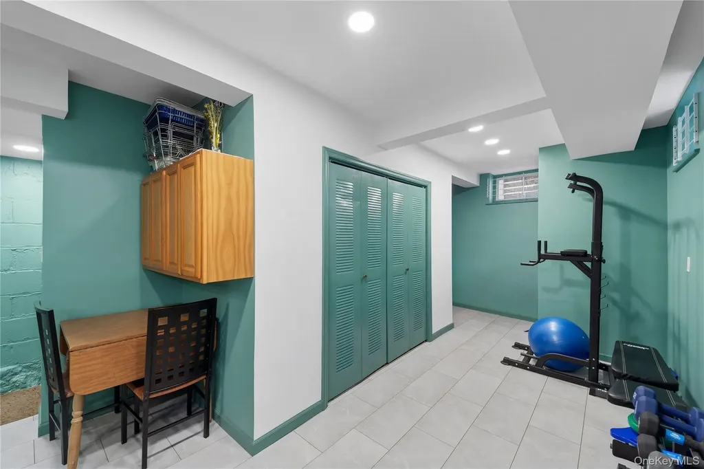 74 Central Parkway Mount Vernon NY 10552