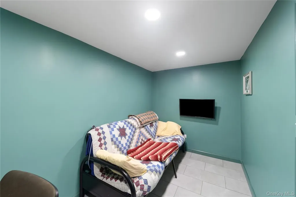 74 Central Parkway Mount Vernon NY 10552