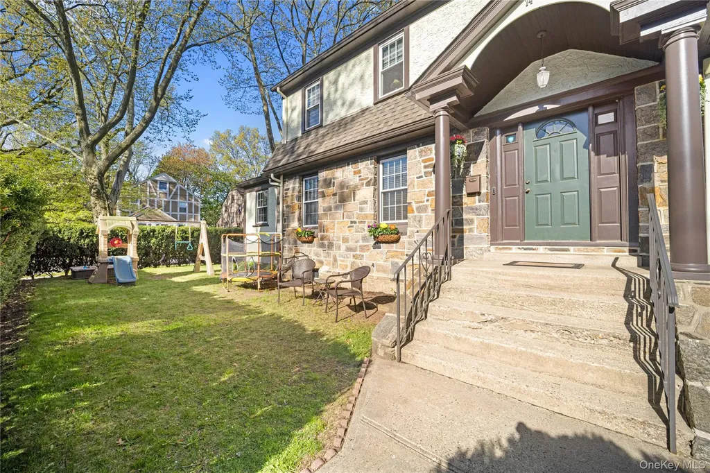 74 Central Parkway Mount Vernon NY 10552