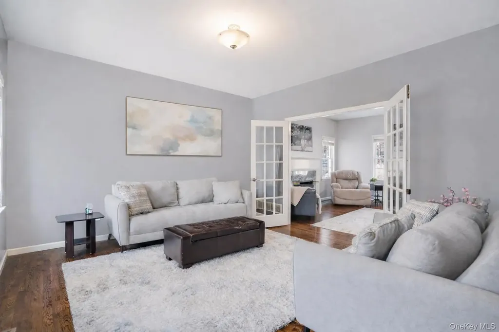 9 Trotter Lane Poughkeepsie NY 12603