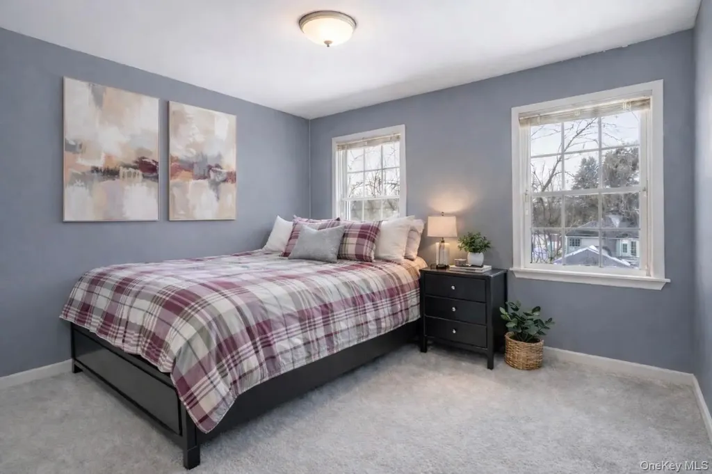 9 Trotter Lane Poughkeepsie NY 12603