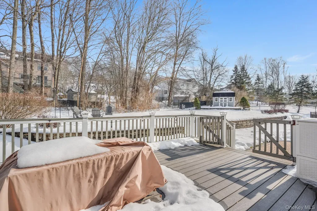 9 Trotter Lane Poughkeepsie NY 12603