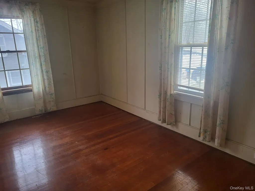 7 Hambletonian Avenue Chester NY 10918