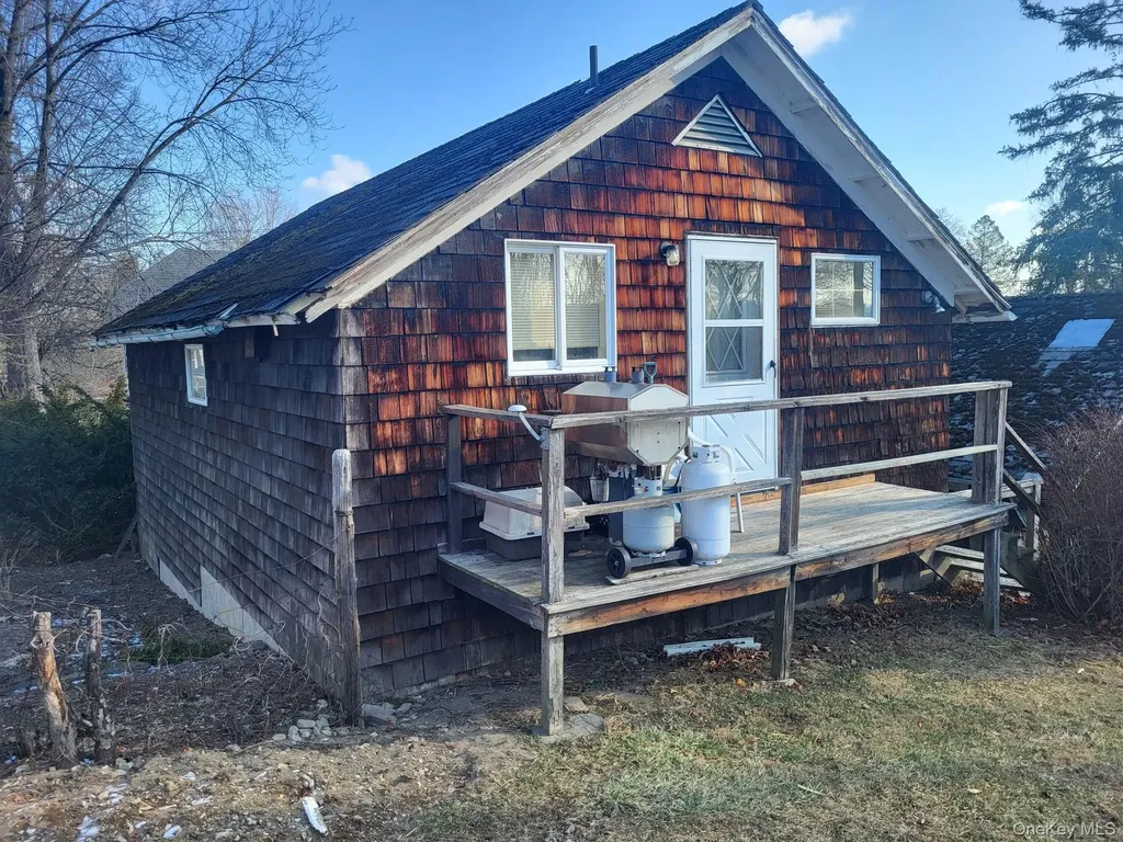 7 Hambletonian Avenue Chester NY 10918
