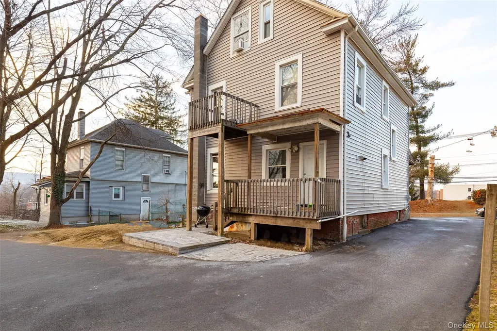 26 W Cedar Street Poughkeepsie NY 12601
