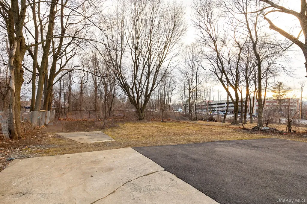 26 W Cedar Street Poughkeepsie NY 12601
