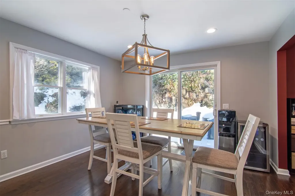 22 Lewis Avenue Dobbs Ferry NY 10522
