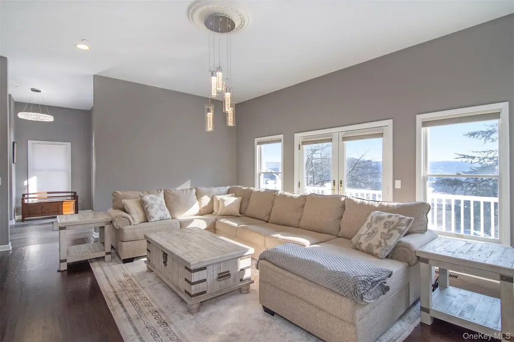 22 Lewis Avenue Dobbs Ferry NY 10522