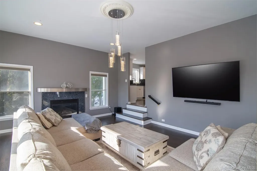 22 Lewis Avenue Dobbs Ferry NY 10522