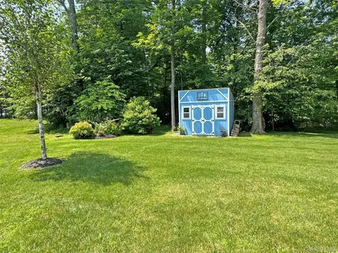 115 Autumn Chase Drive Hopewell Junction NY 12533