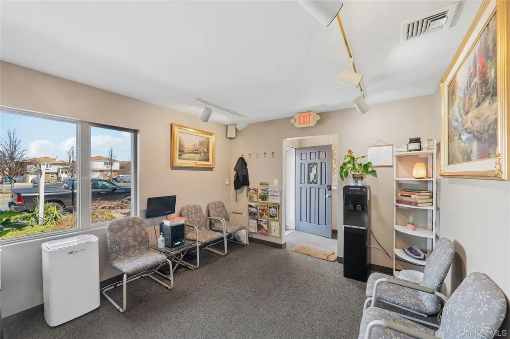 714 E Park Avenue Long Beach NY 11561