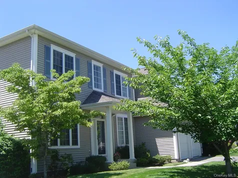 141 Friendship Court White Plains NY 10603